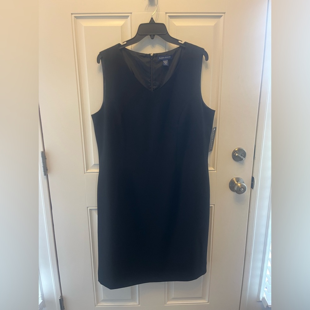 Karen Scott Black Sleeveless V-Neck Midi Dress